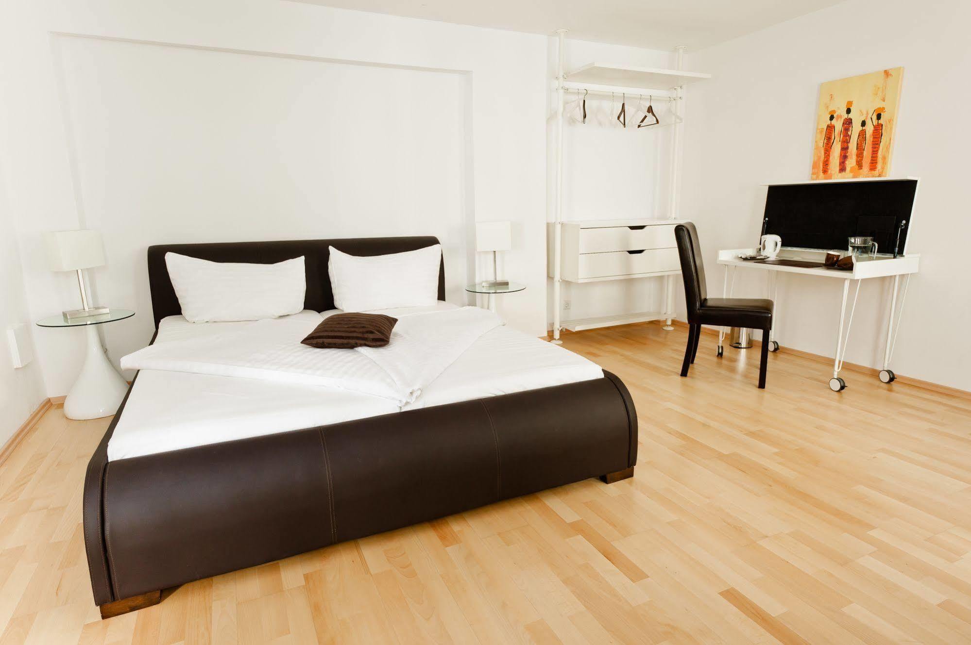 Vox Design Hotel Wina Bagian luar foto